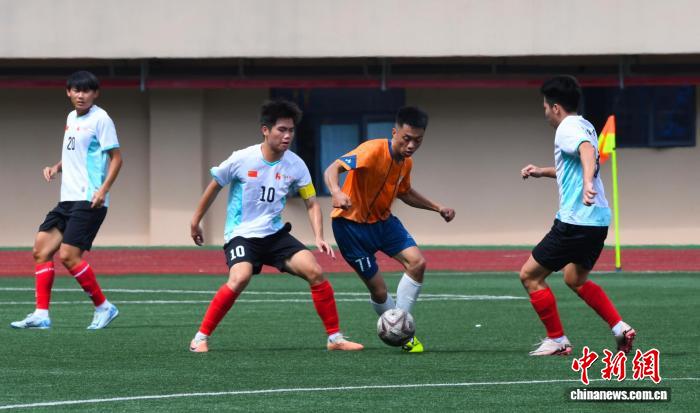 中越足球友谊赛在凭祥举行 深化体育交流与文化