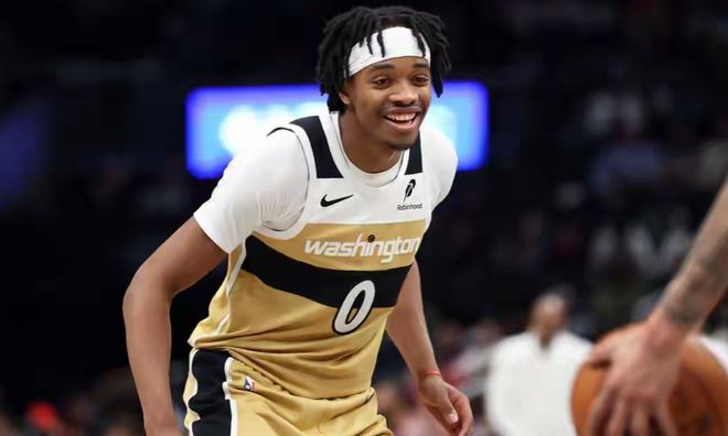 奇才主场惨败活塞 卡林顿独木难支