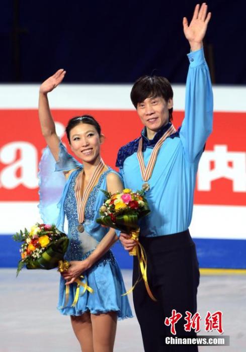 庞清佟健退役转型幕后：推动青少年花滑发展助