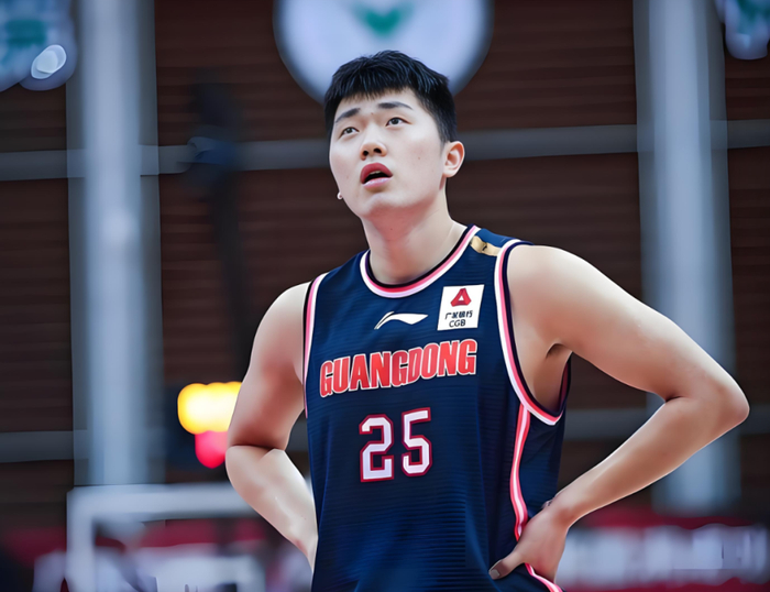 广东队力克江苏队杜锋力挺张皓嘉记者痛批其天