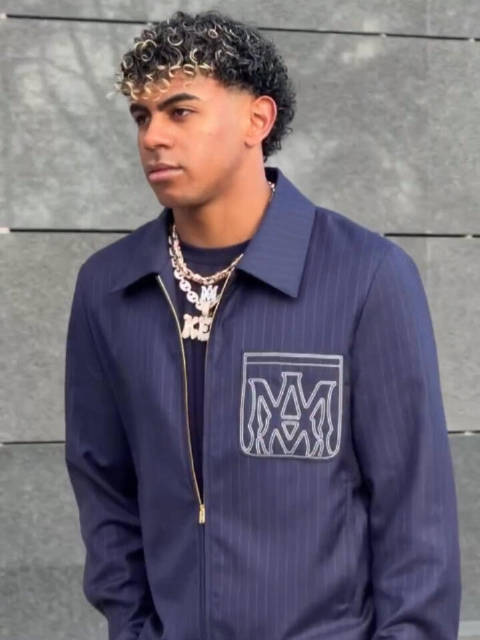 皇马vs拜仁越位争议引热议，VAR失效边裁误判成焦