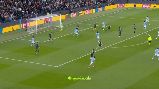 皇马vs拜仁越位争议引热议，VAR失效边裁误判成焦