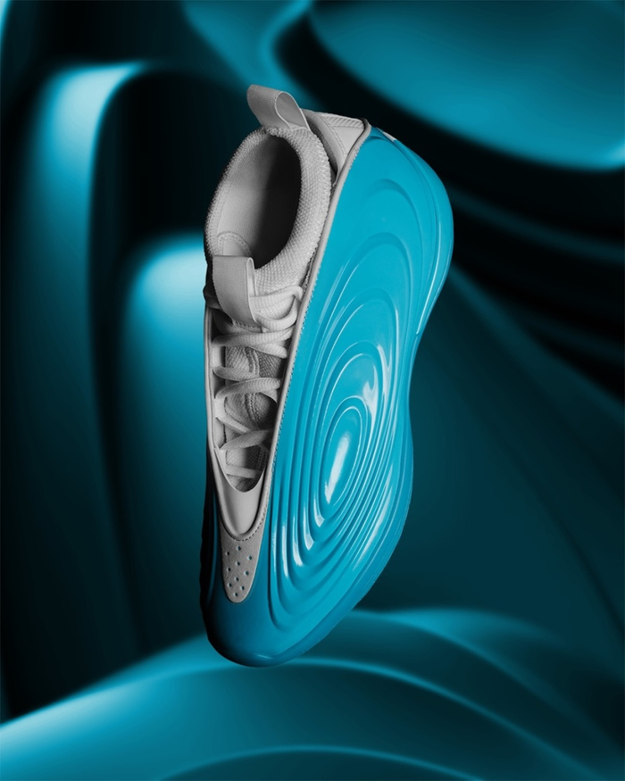 哈登晒季后赛限定球鞋 纪录延续至第17次