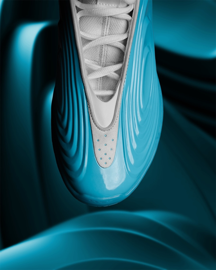 哈登晒季后赛限定球鞋 纪录延续至第17次