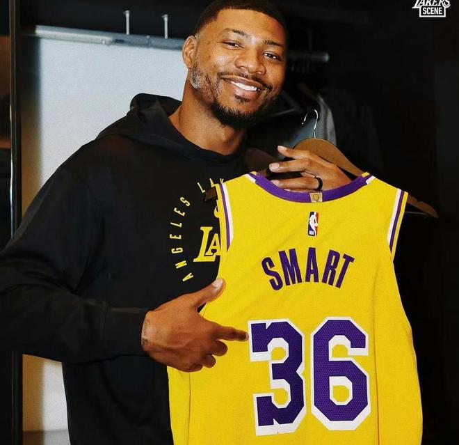 湖人轻取火箭杜兰特复出难挽颓势 系列赛2-0占优